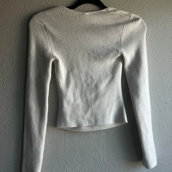 Abercrombie & Fitch Cream Ribbed Sweater - Picture 4 of 5